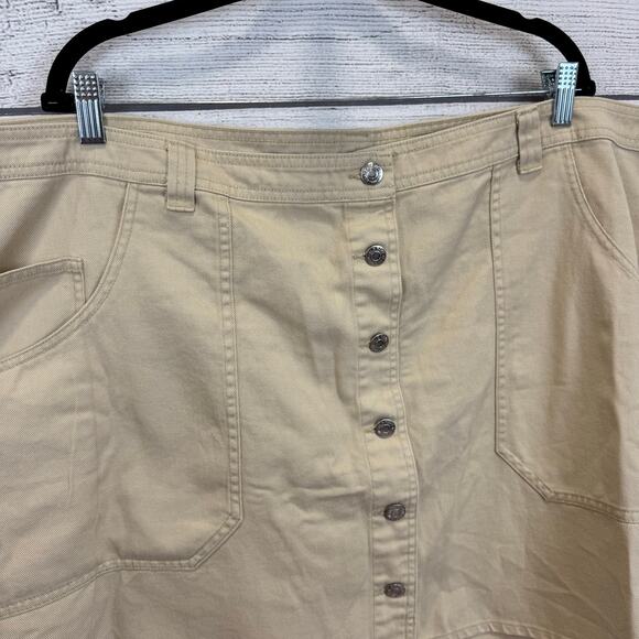 Old Navy Plus Size Khaki Ivory Button Front Denim Skirt Size 26 - Picture 3 of 7